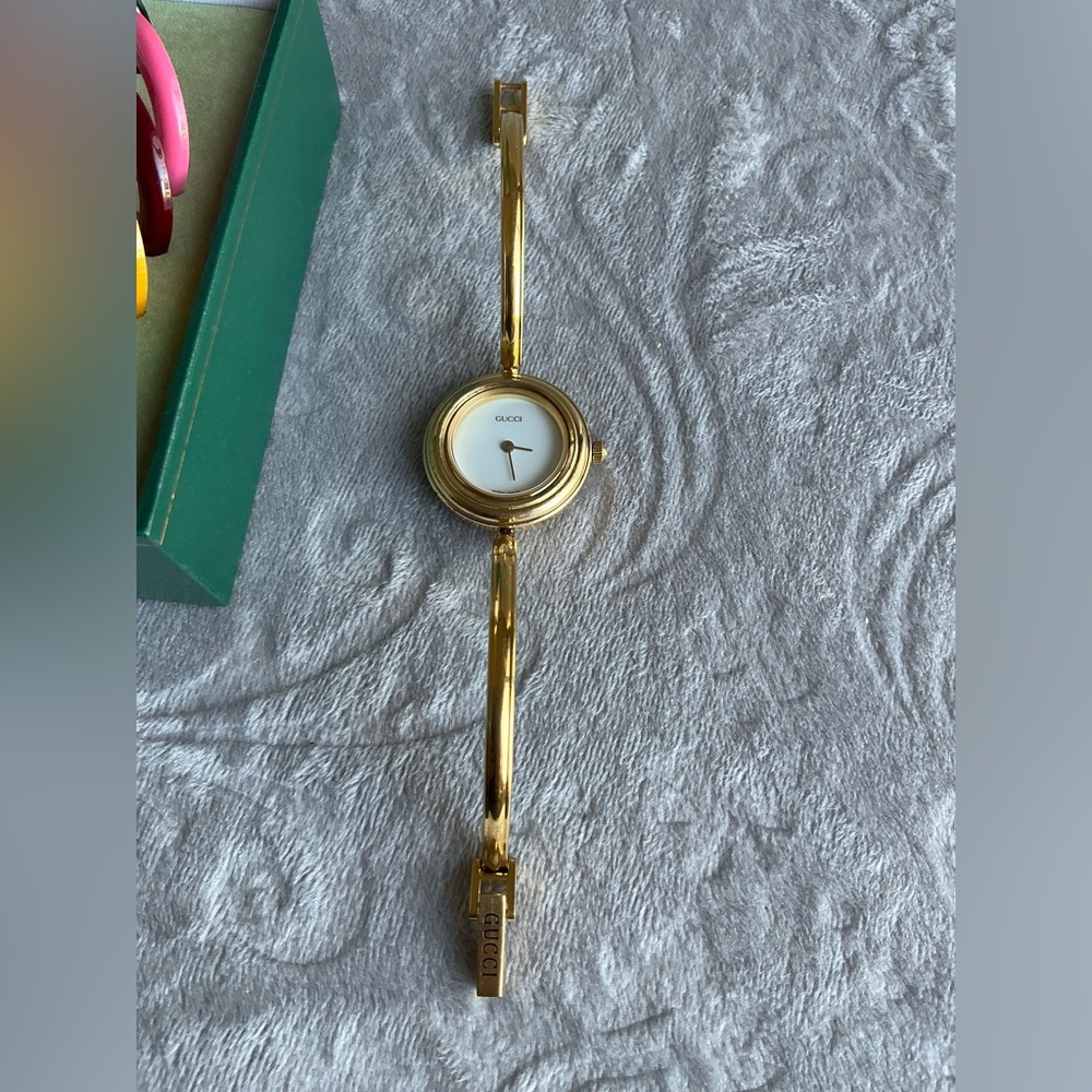 GUCCI interchangeable bezel watch set🔥🔥🔥 - image 16